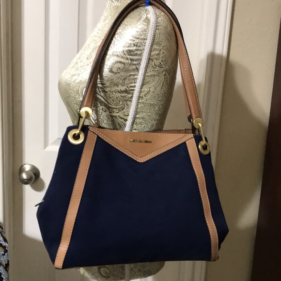 Michael kors canvas with leather trim triple compartments shoulder bag. - Picture 4 of 14